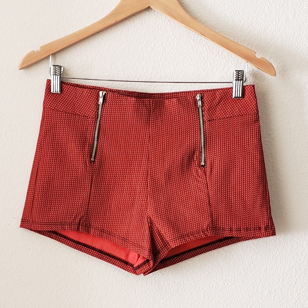 NWOT Must Have Unique Highwaist Shorts
